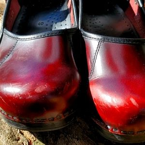 Dansko Marcelle Cordovan Burgundy 40 euro size